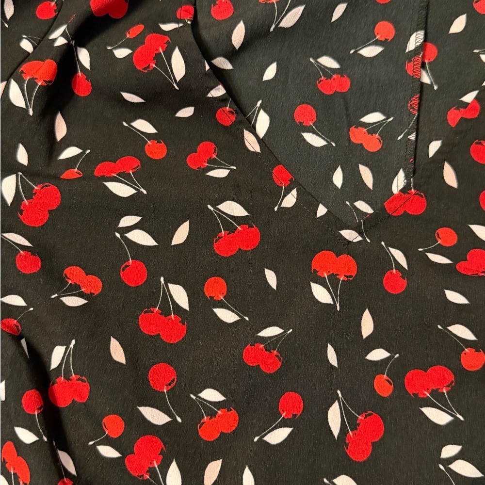 Lane Bryant Black and Red Cherry Print Top Lace Ruffle 3/4 sleeve size 14/16 - Picture 6 of 9